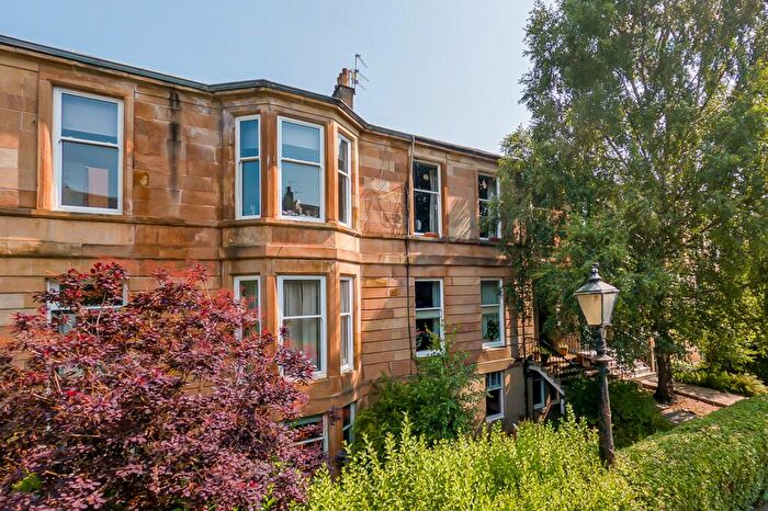 2 Bedroom Apartment To Rent In Marywood Square, Stathbungo, Glasgow, G41