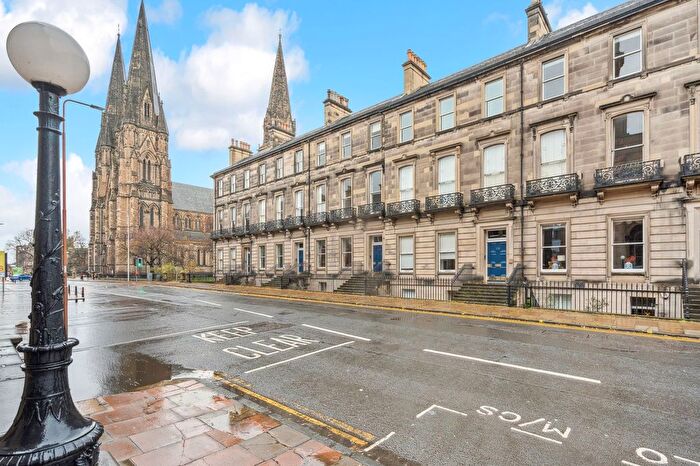 1 Bedroom Flat For Sale In Palmerston Place, Edinburgh, EH12