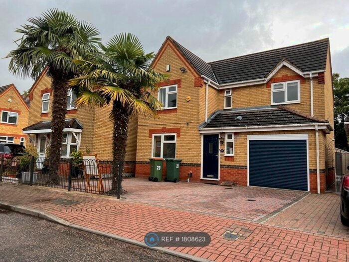 4 Bedroom Detached House To Rent In Trader Road, Beckton, E6