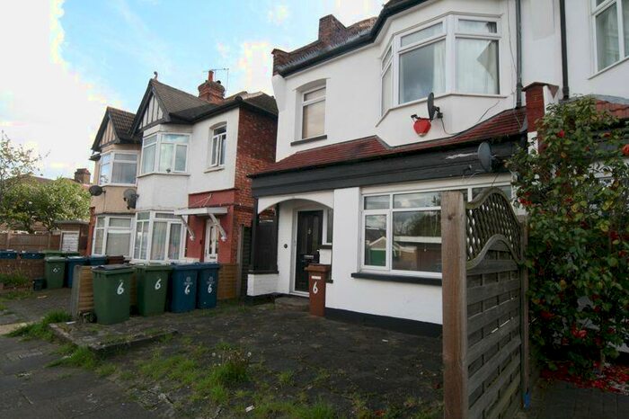 1 Bedroom Flat To Rent In Colton Road, Harrow, HA1