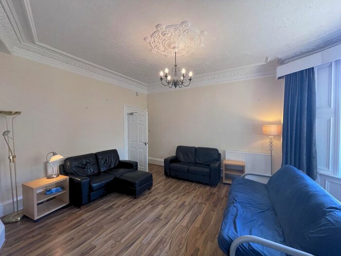 3 Bedroom Flat To Rent In A, Paradise Road, Dundee, DD1