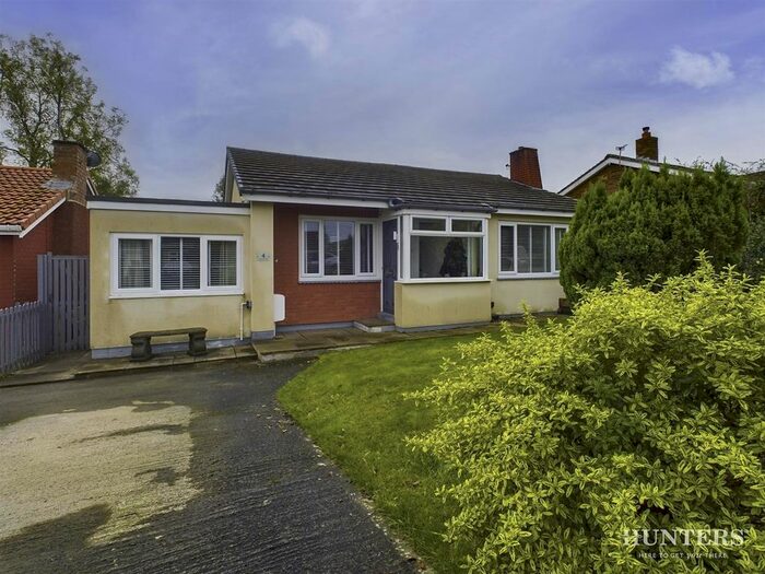 3 Bedroom Detached Bungalow For Sale In Meadow View, Consett, DH8