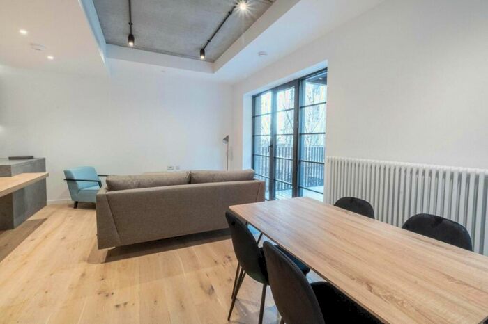 1 Bedroom Apartment For Sale In Good Luck Hope, London, E14