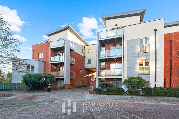 3 Bedroom Flat For Sale In Nero House, Charrington Place, St. Albans, AL1