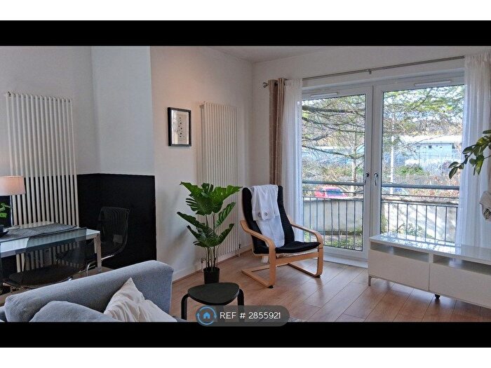 2 Bedroom Flat To Rent In Ground Floor, Edinburgh, EH16