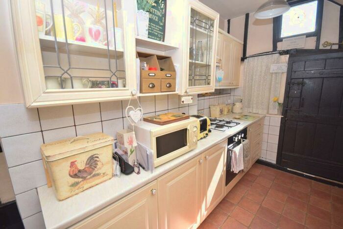 1 Bedroom Detached House For Sale In Bentfield End Causeway, Stansted Mountfitchet, CM24