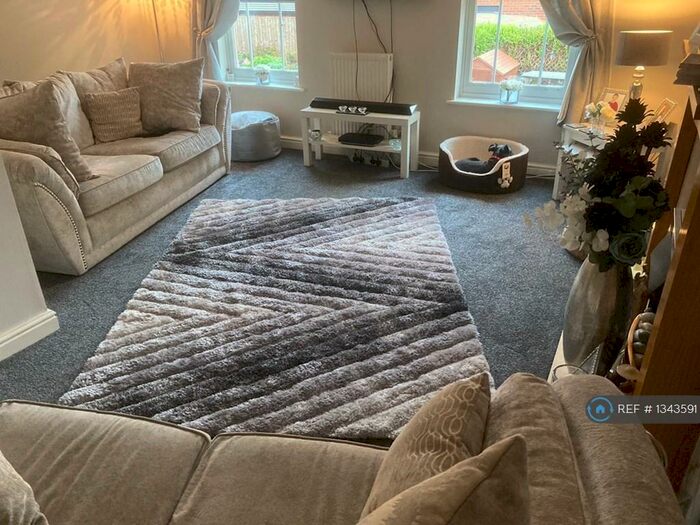 4 Bedroom Terraced House To Rent In St Laurence Gdns, Belper, DE56