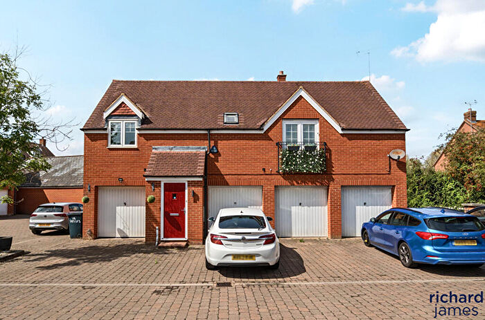 2 Bedroom Detached House For Sale In Ulysses Road, Oakhurst, Swindon, SN25