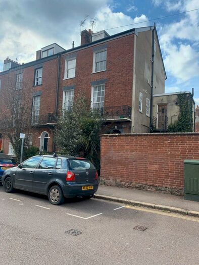 2 Bedroom Flat To Rent In Church Road, St Thomas, EX2