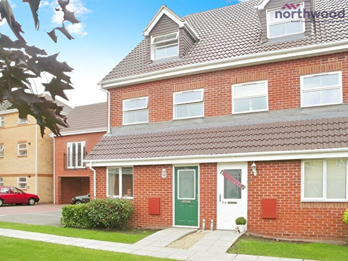 2 Bedroom Flat To Rent In Drum Road, Eastleigh, SO50