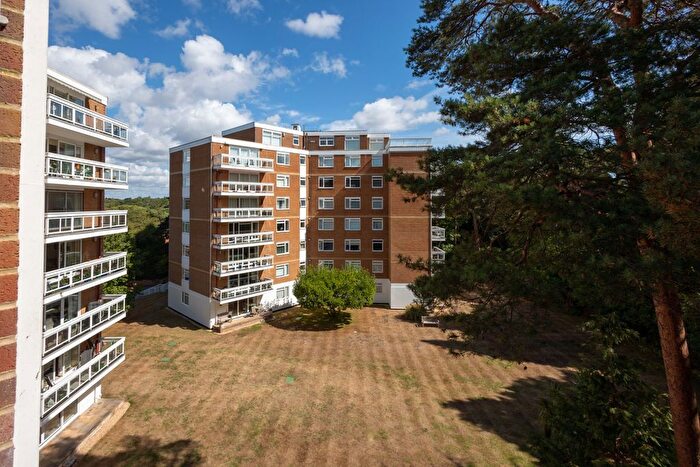 2 Bedroom Flat To Rent In Branksome Court, Western Road, Canford Cliffs, BH13