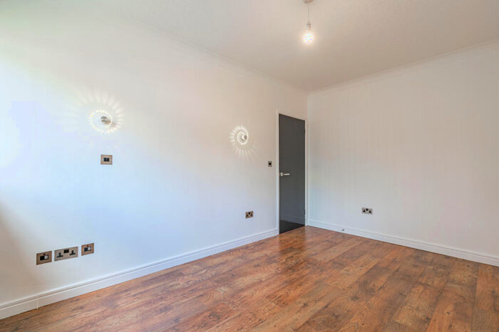 2 Bedroom Apartment To Rent In Pershore Road, Birmingham, West Midlands, B5