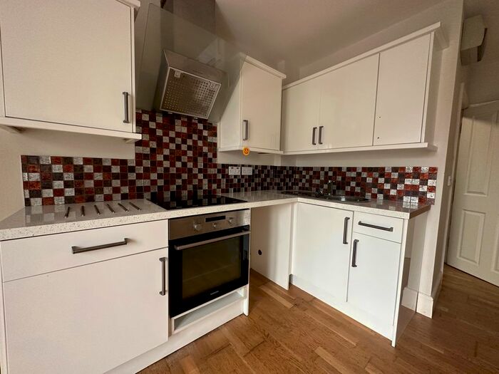 1 Bedroom Flat To Rent In Bloomfield Road, Blackpool, FY1