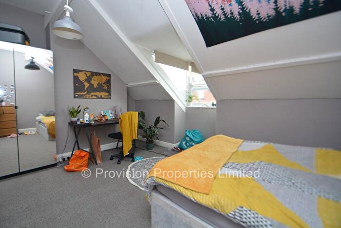 6 Bedroom Terraced House To Rent In Ridgeway Terrace, Woodhouse, Leeds, LS6