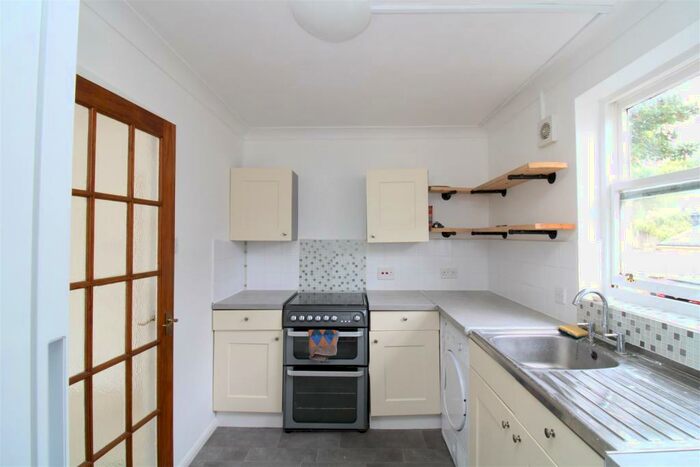 2 Bedroom Flat To Rent In Preston Road, Brighton, BN1
