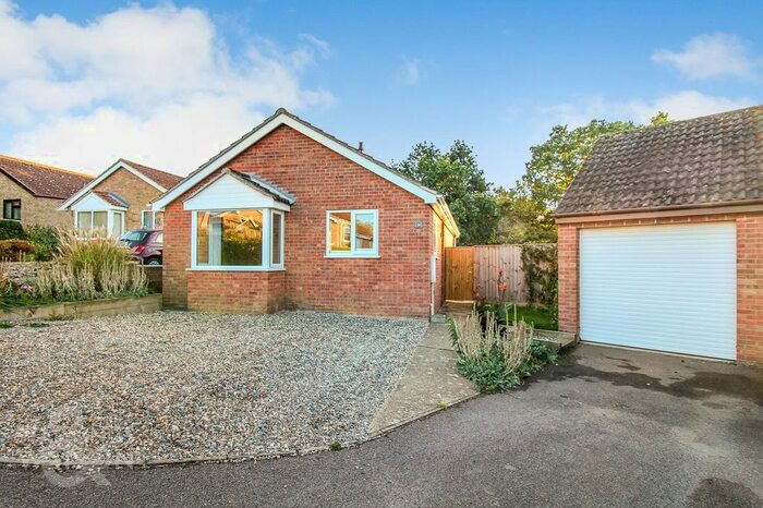 2 Bedroom Detached Bungalow To Rent In Stanton Close, Beccles, NR34