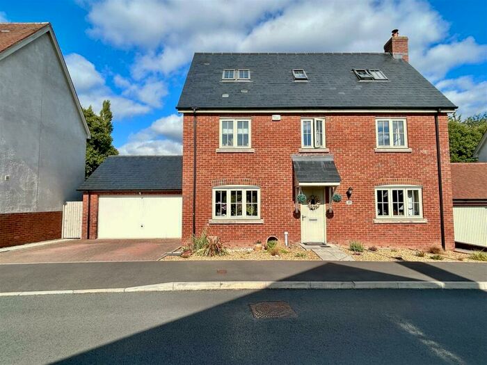 5 Bedroom Detached House For Sale In Englands Field, Bodenham, Hereford, HR1