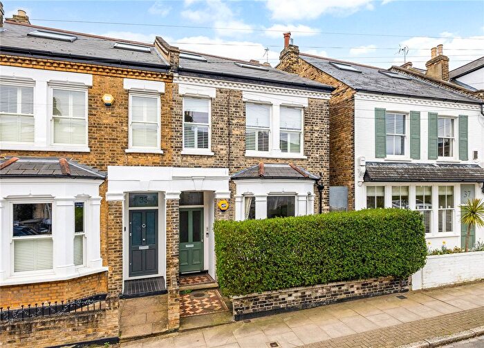 3 Bedroom Flat For Sale In Southfields Road, Putney, London, SW18