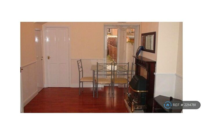 2 Bedroom Terraced House To Rent In Elmina Road, Swindon, SN1