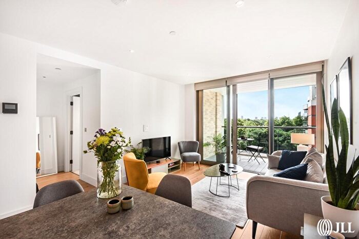 1 Bedroom Apartment To Rent In Prince Of Wales Drive, SW11