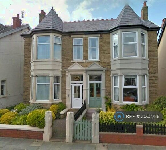 1 Bedroom Flat To Rent In Broadway, Blackpool, FY4