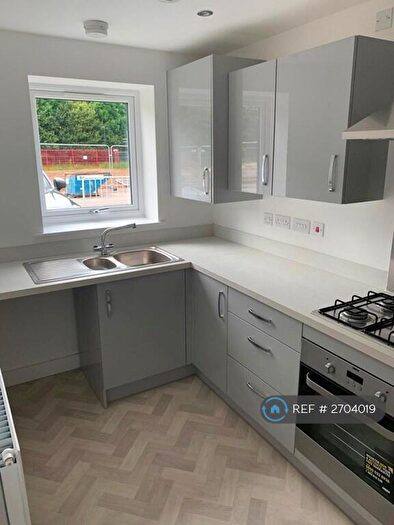 2 Bedroom Semi Detached House To Rent In Pond Close, Doncaster, DN4