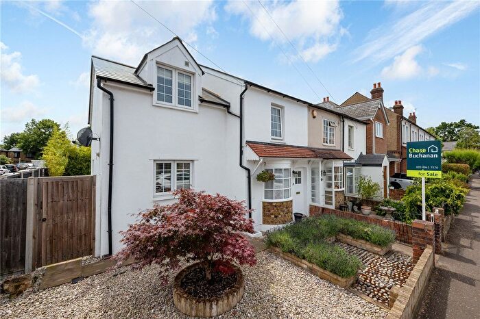 3 Bedroom End Terrace House For Sale In Cross Street, Hampton Hill, TW12