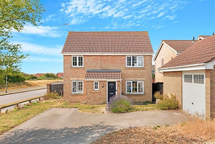 4 Bedroom Detached House For Sale In Leeds Close, Corby, Northamptonshire, NN18