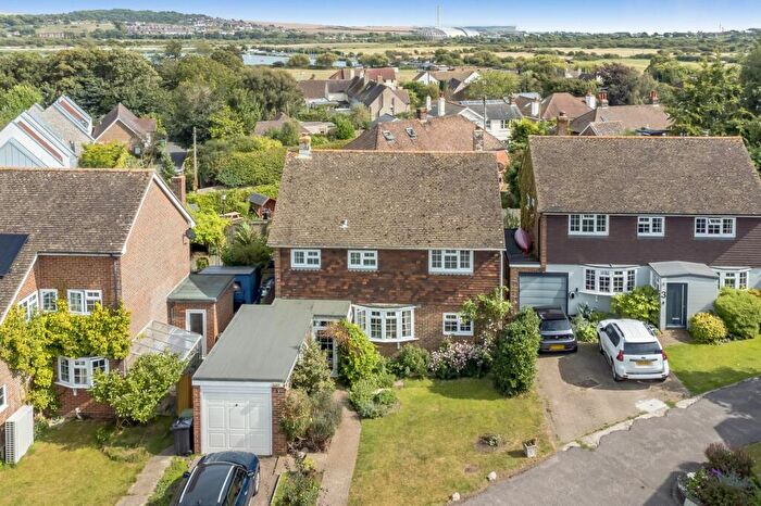 4 Bedroom Detached House For Sale In Court Farm Close, Piddinghoe, BN9