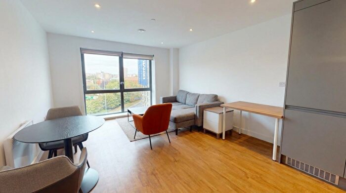 1 Bedroom Apartment To Rent In Saxton Lane, Leeds, LS9