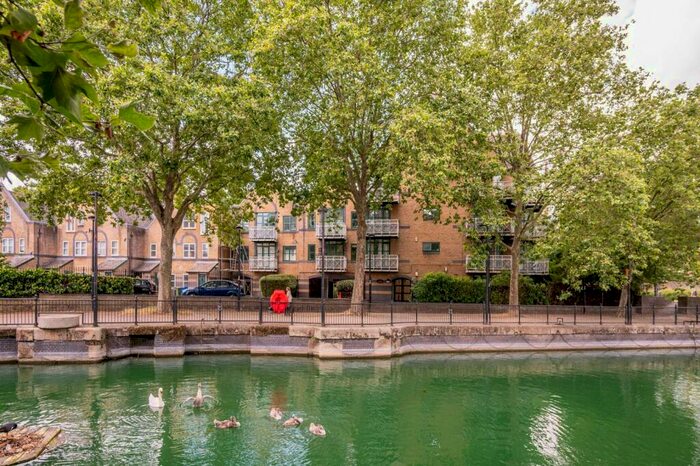 2 Bedroom Flat To Rent In Eleanor Close, Canada Water, London, SE16