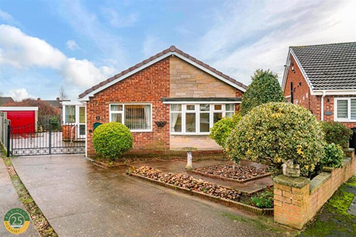 2 Bedroom Detached Bungalow For Sale In Curlew Court, Rossington, Doncaster, DN11