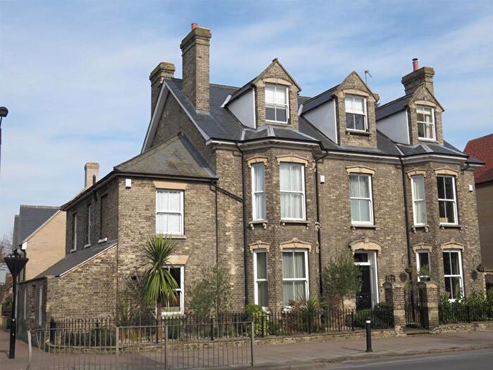 4 Bedroom Semi Detached House To Rent In Risbygate Street, Bury St. Edmunds, IP33