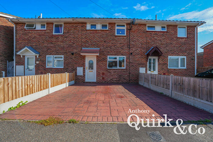 3 Bedroom Terraced House For Sale In Dinant Avenue, Canvey Island, SS8