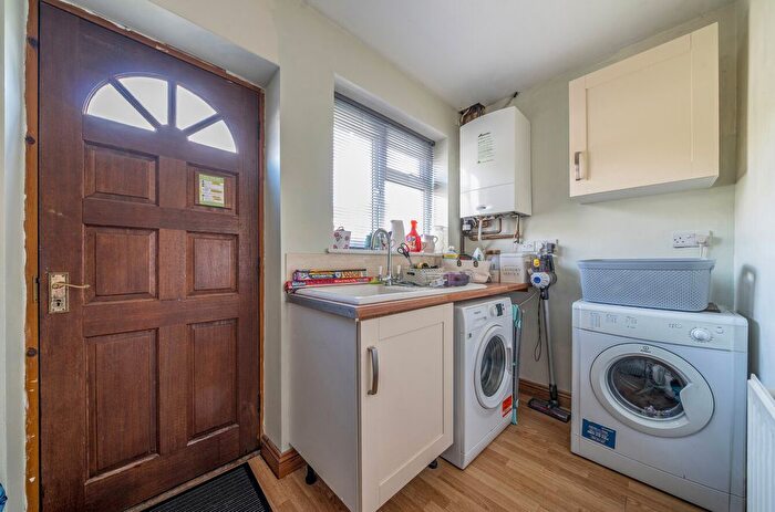5 Bedroom End Terrace House For Sale In The Green, Cirencester, Gloucestershire, GL7