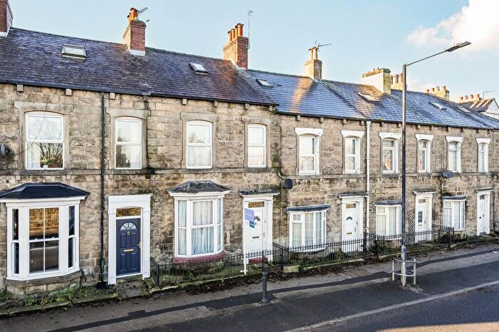 3 Bedroom Terraced House For Sale In Skipton Road, Harrogate, HG1