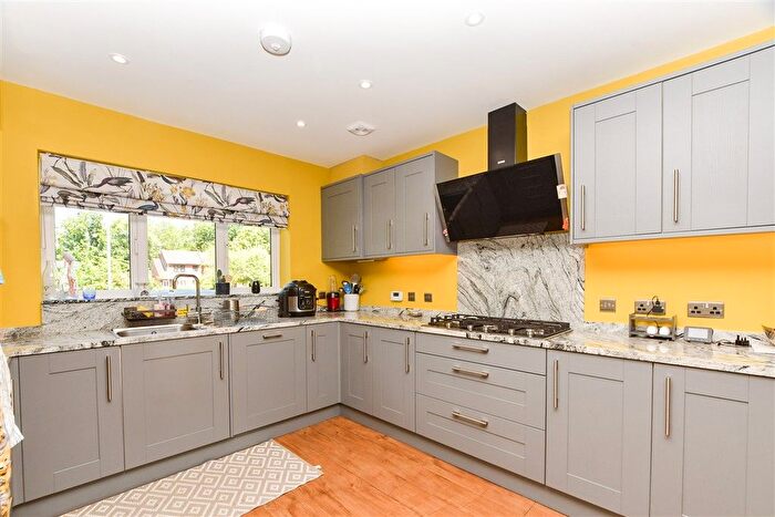 5 Bedroom Detached House For Sale In Donald Gardens, Hookwood, Horley, Surrey, RH6