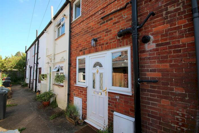 1 Bedroom Property To Rent In Mitchells Row, Shalford, Guildford, GU4