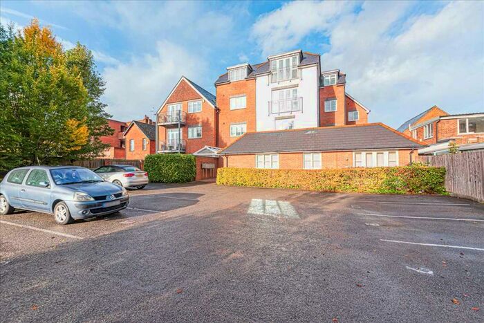 1 Bedroom Apartment To Rent In Alpha House, Napier Road, Crowthorne, RG45