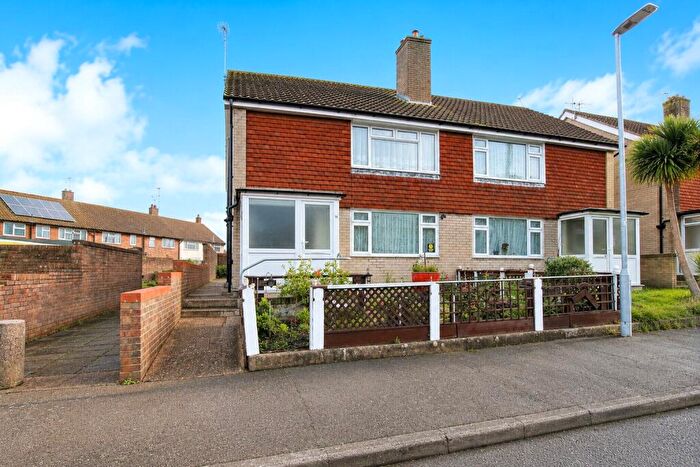 1 Bedroom Apartment To Rent In Iden Street, Eastbourne, BN22