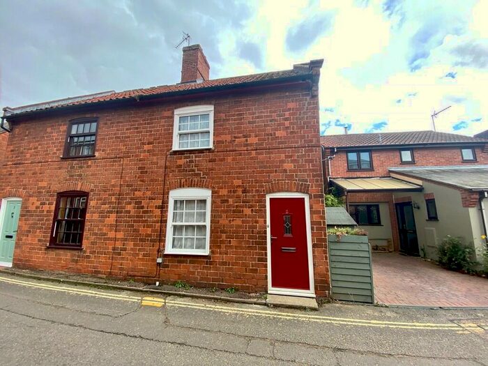 2 Bedroom Semi-Detached House To Rent In School Street, Needham Market, IP6