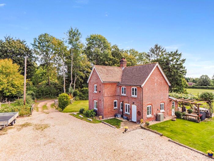 4 Bedroom Detached House For Sale In East Wellow, Romsey, SO51