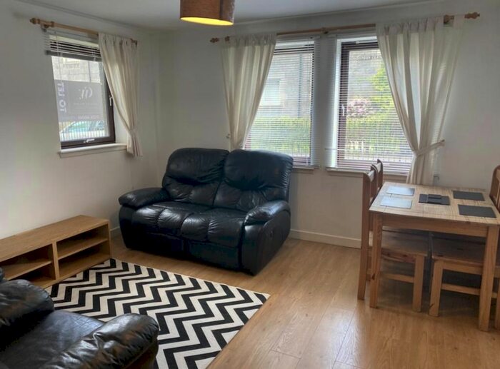 2 Bedroom Flat To Rent In Cherrybank Gardens, City Centre, Aberdeen, AB11