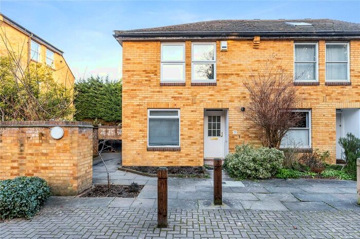 2 Bedroom End Of Terrace House To Rent In Holm Oak Close, London, SW15