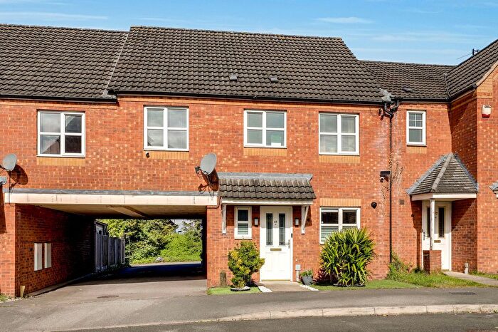 4 Bedroom Terraced House For Sale In Edmonstone Crescent, Nottingham, NG5