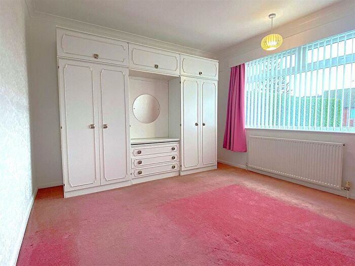 2 Bedroom Semi-Detached Bungalow For Sale In Belvoir Drive, Syston, LE7