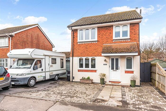 3 Bedroom Detached House For Sale In Westergate Street, Westergate, PO20