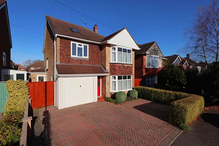 4 Bedroom Detached House For Sale In Queen Anne's Drive, Bedhampton, Havant, PO9
