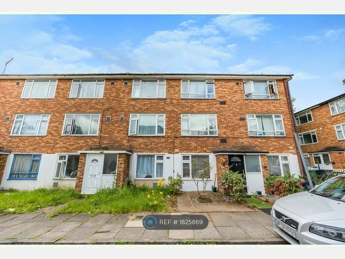 1 Bedroom Flat To Rent In Langdon Court, London, NW10