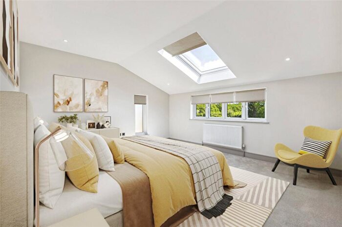 5 Bedroom Detached House For Sale In Farriers Close, Lonesome Lane, Reigate, Surrey, RH2